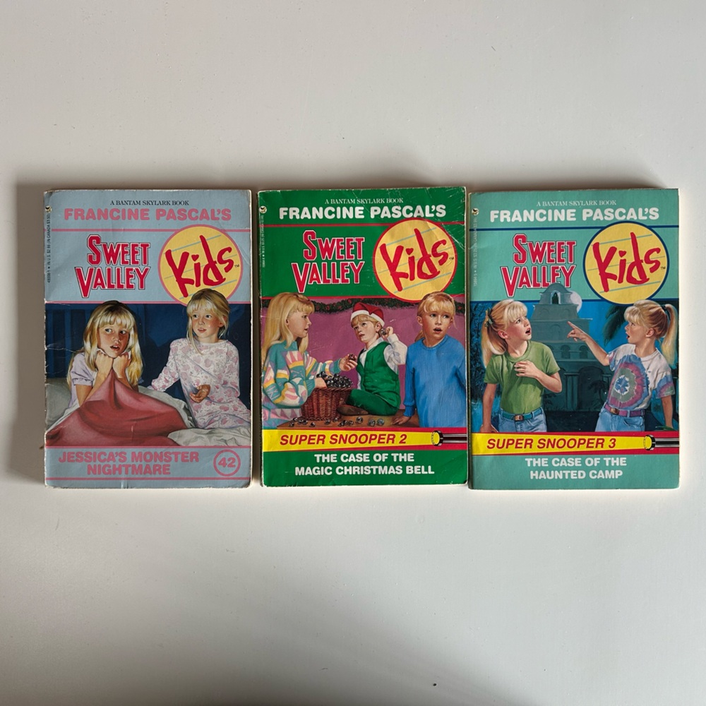 Sweet Valley Kids Books 42 & Super Snooper 2 & 3